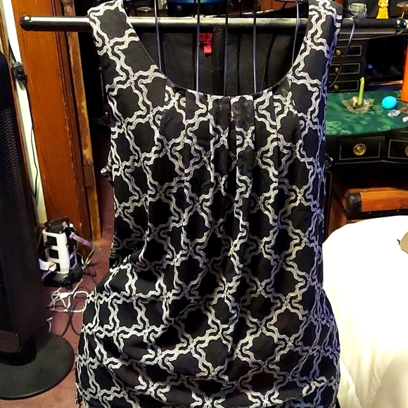 Sleeveless blouse - Picture 1 of 3